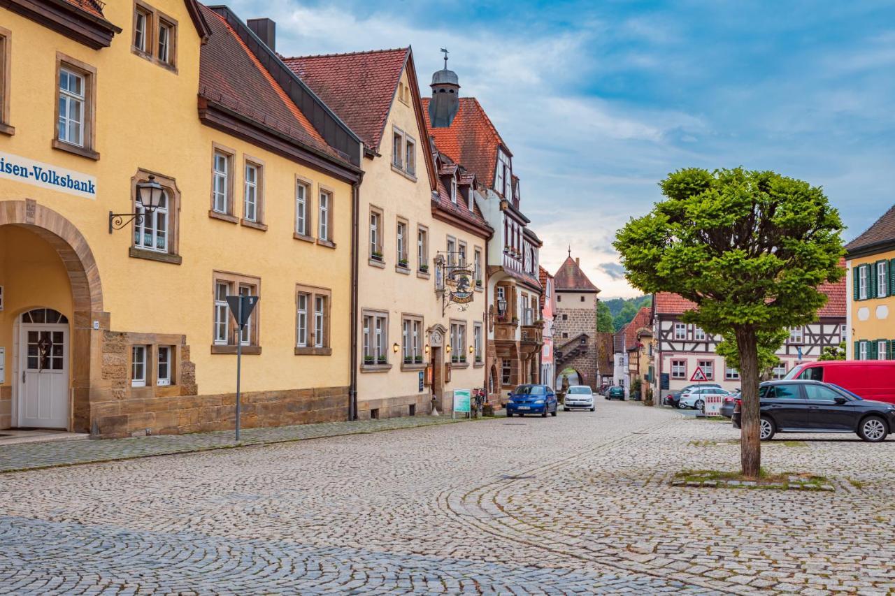 Fraenkische Landherberge, Hotel Garni Sesslach エクステリア 写真